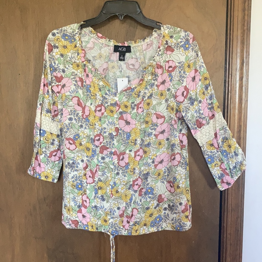AGB floral print lightweight boho top with crochet detail size S - Picture 4 of 17